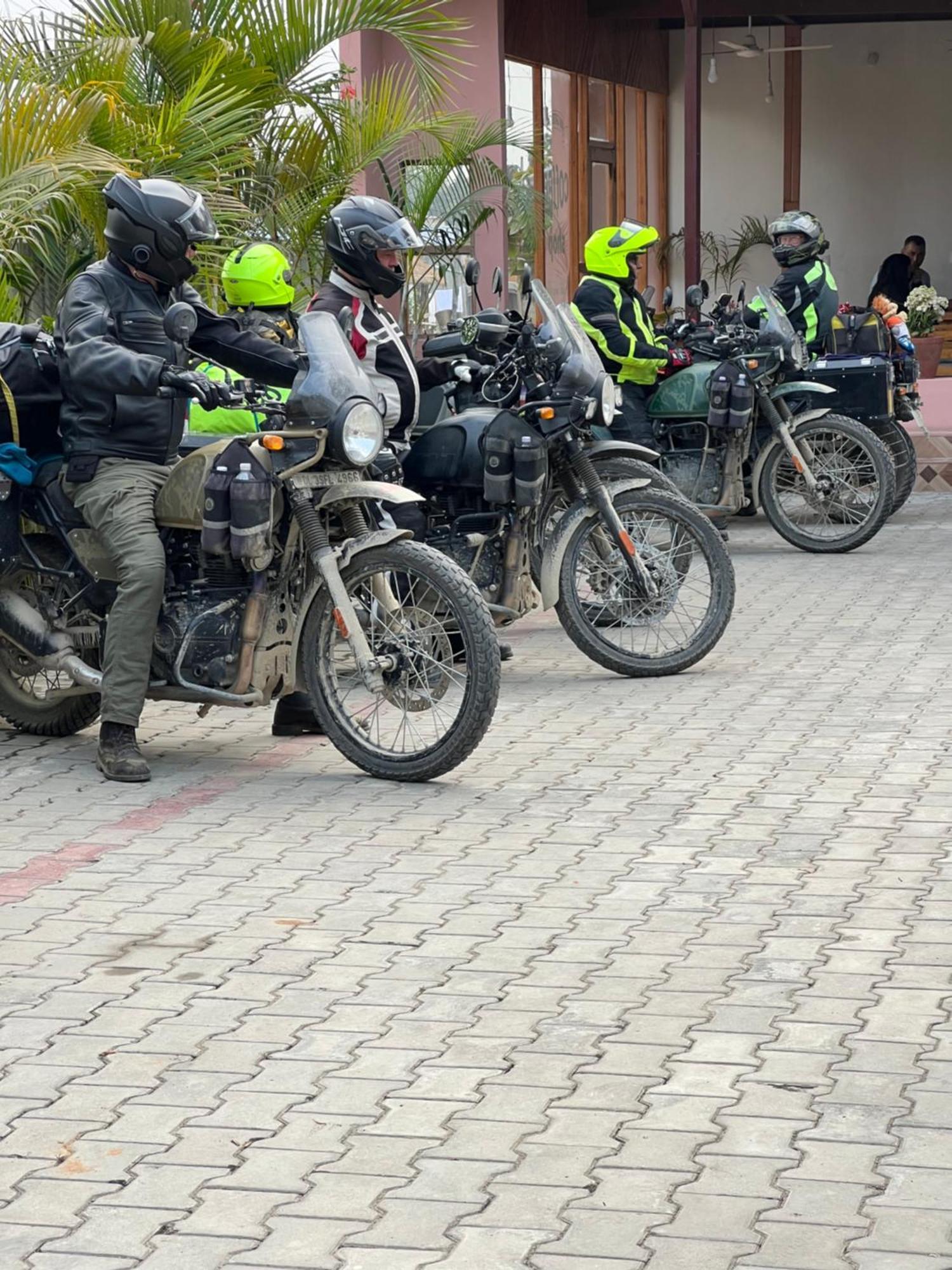 Ama Garden Sauraha Hotel Eksteriør billede