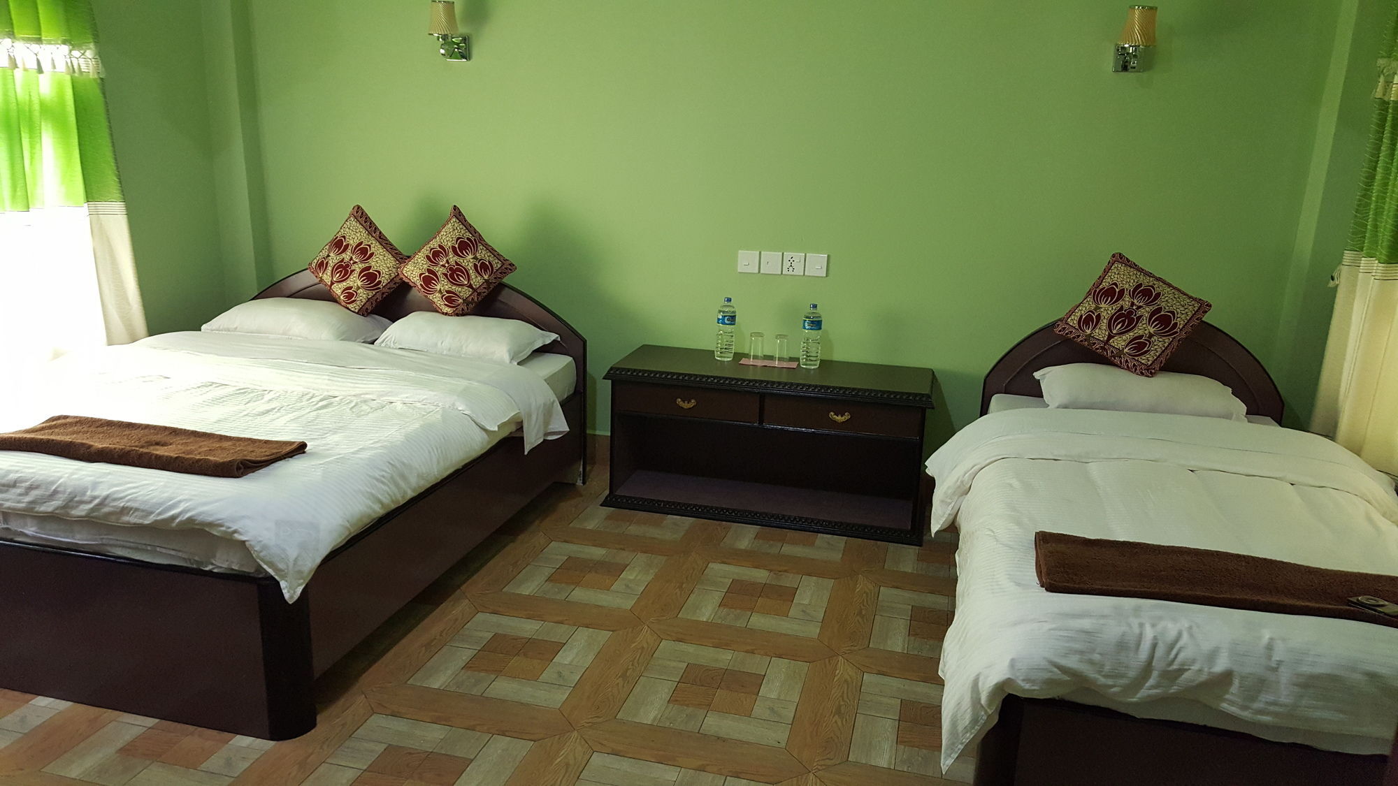 Ama Garden Sauraha Hotel Eksteriør billede