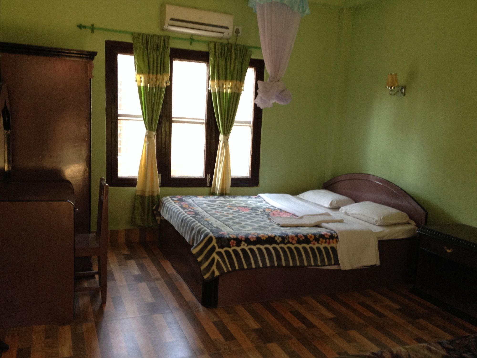 Ama Garden Sauraha Hotel Eksteriør billede